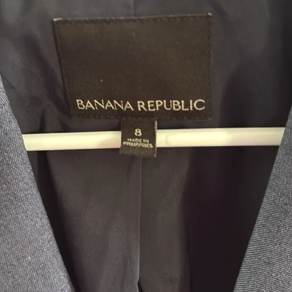 Banana Republic blue woman’s blazer - Picture 2 of 6